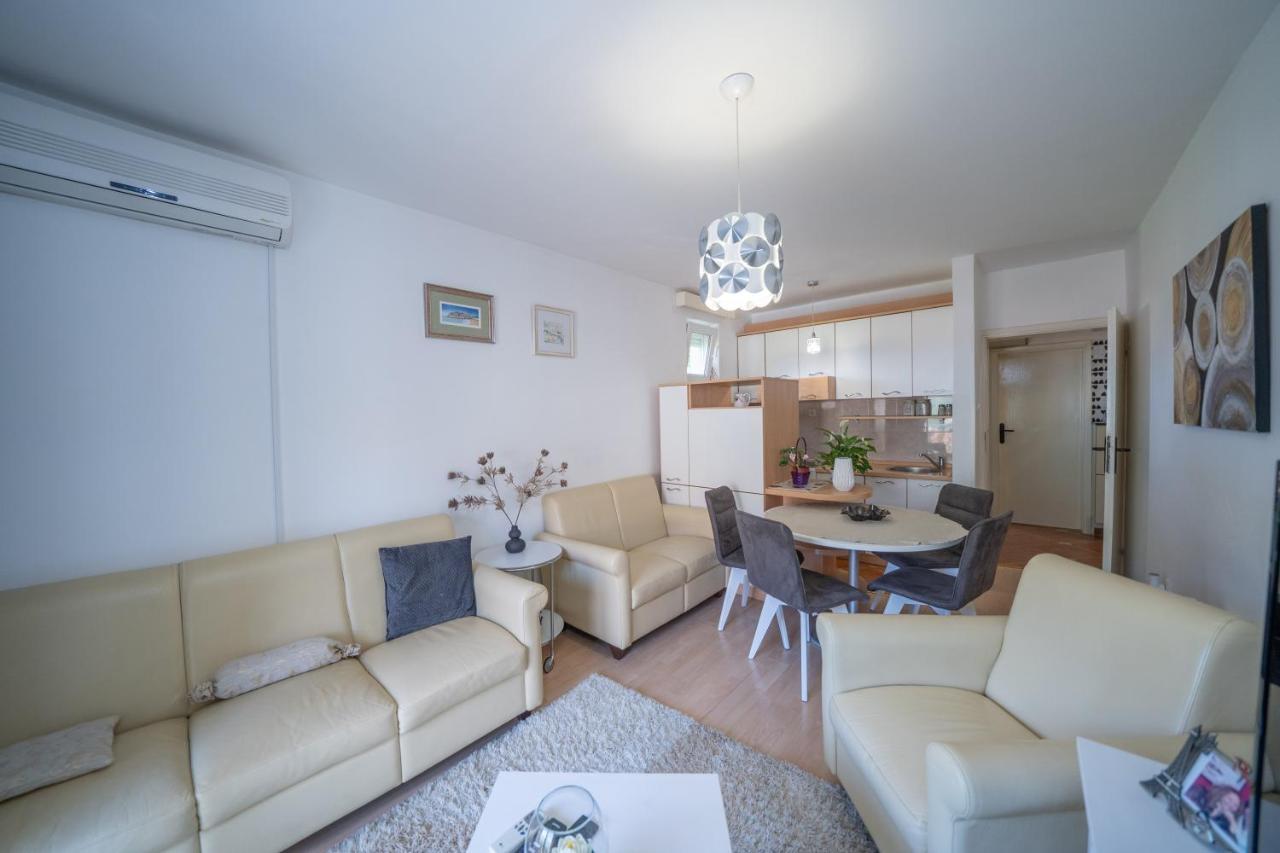 Appartement Sunshine à Kotor Extérieur photo