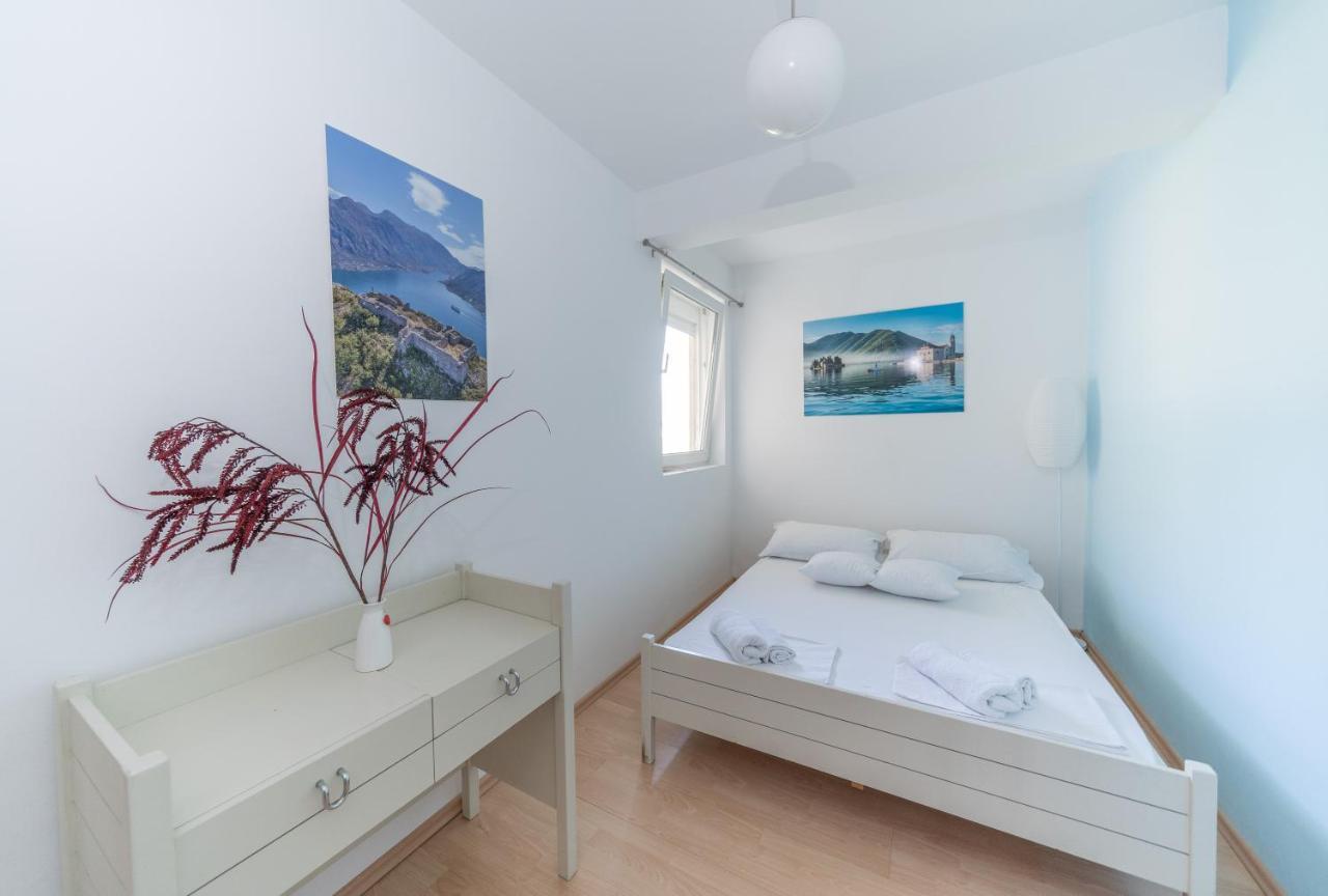Appartement Sunshine à Kotor Extérieur photo
