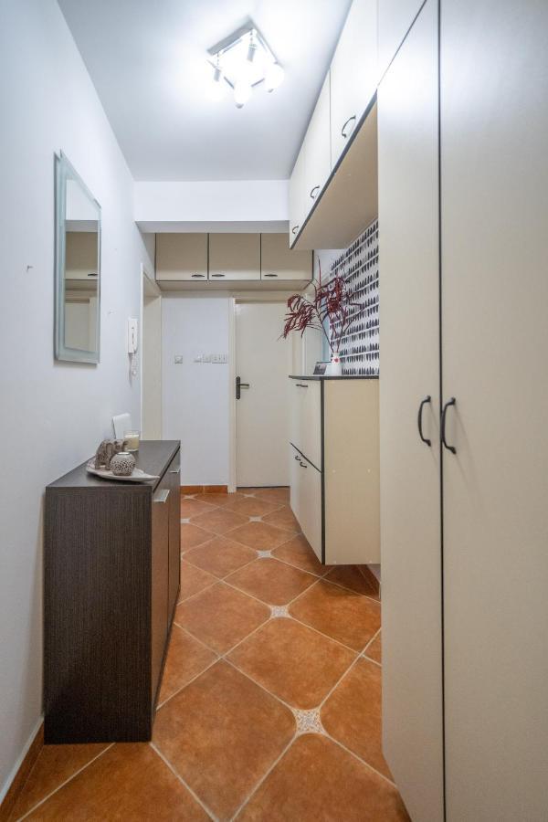 Appartement Sunshine à Kotor Extérieur photo