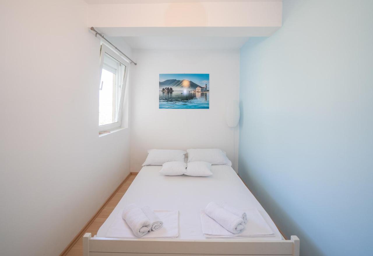 Appartement Sunshine à Kotor Extérieur photo